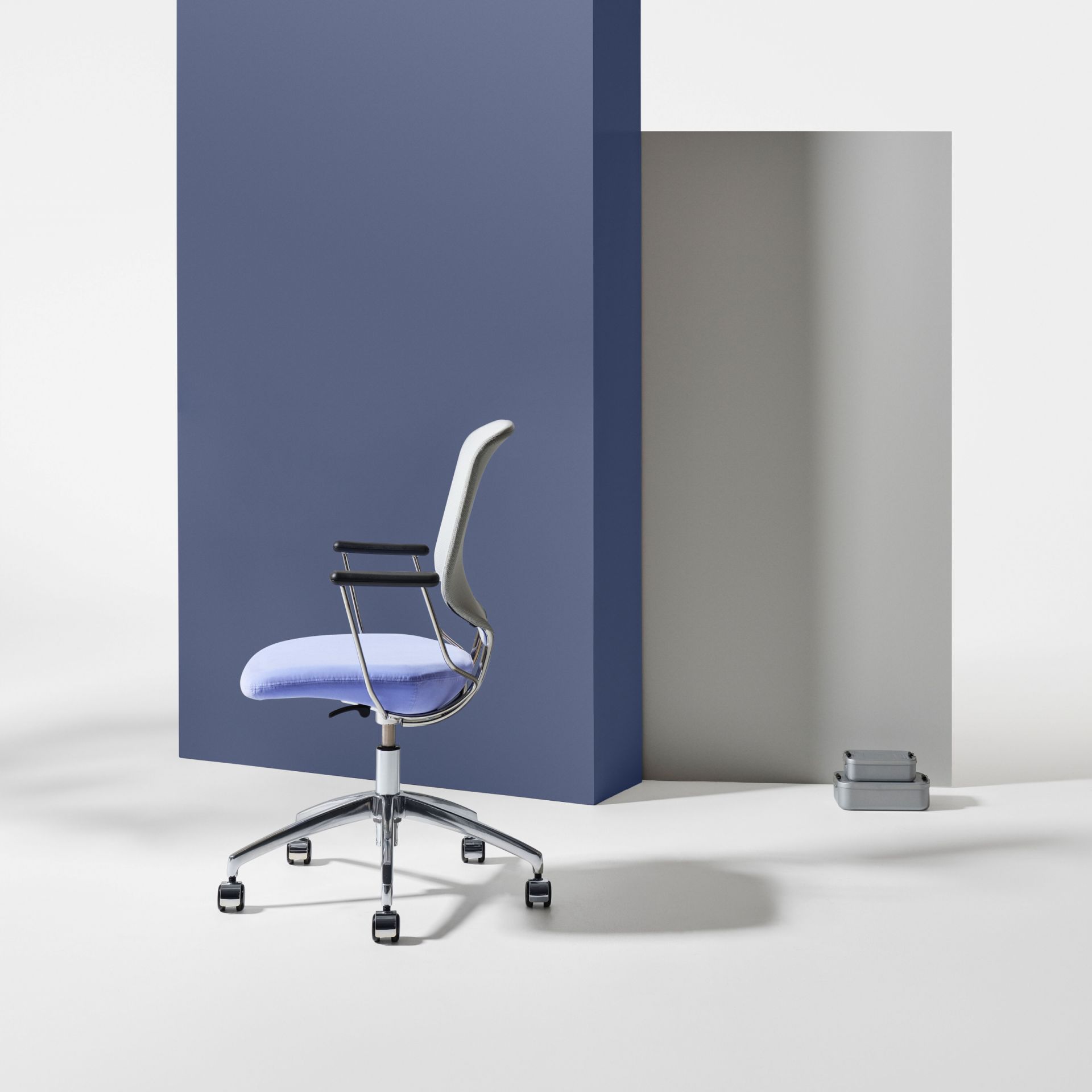 Savo Invite Savo Invite meeting chair product image 4